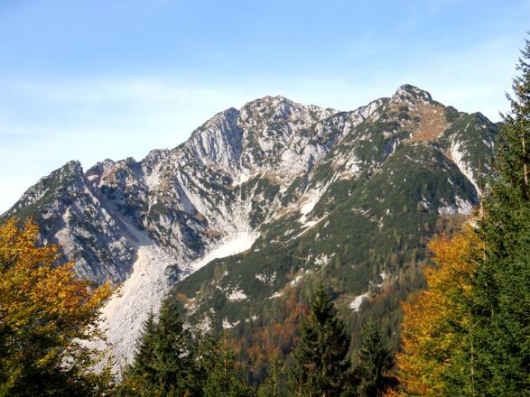Plassen Ostwand, direkt gegenüber