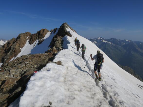 Am Grat zwischen Signal- und Hauptgipfel.