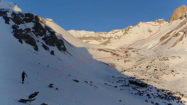 Wir erreichen die Matreier Grube, im Vordergrund das Kalbenjoch und der weitere Aufstieg zum Gipfel.