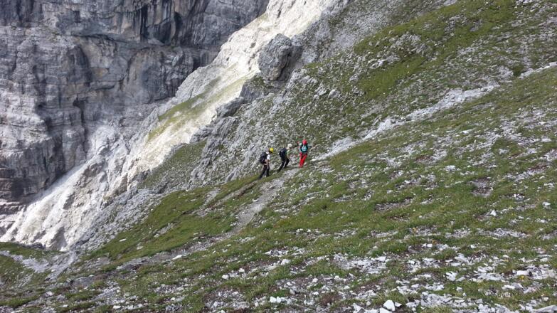 Rechtzeitig kommt der Steig zum ausrasten.