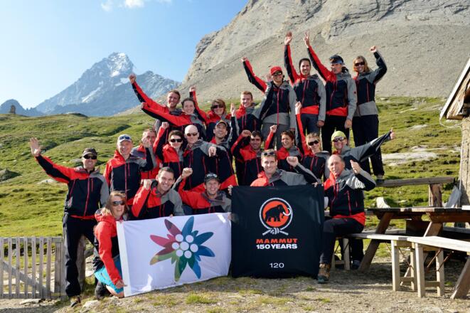 Das Team freut sich auf die bevorstehende Besteigung des Großglockners.