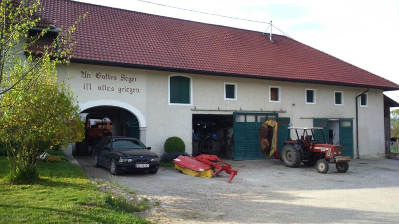 Hof 310m rechts