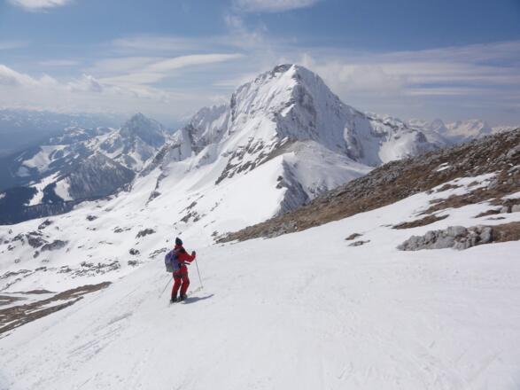 Abfahrt mit Blick auf die Querung unter dem Gr. Pyhrgas