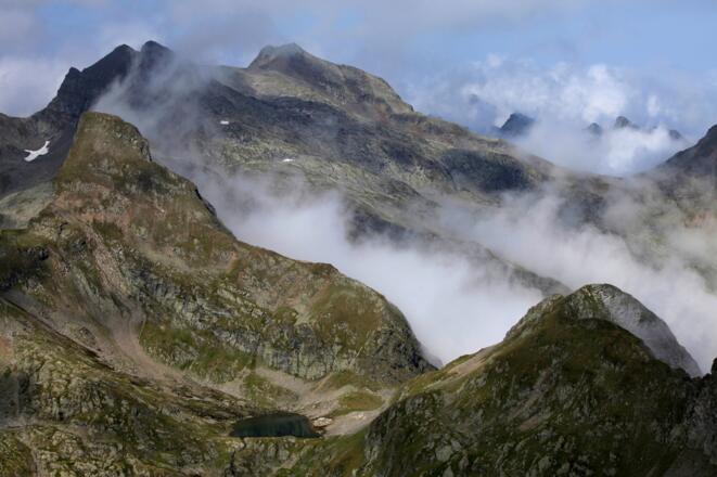 Blick vom Graunock-Gipfel zur Zinkwand (links), zu den Vetternspitzen (dahinter) & zum Sauberg (rechts davon)