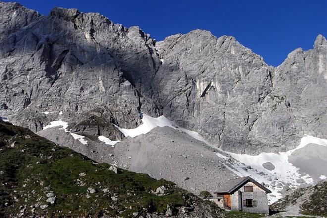 Lamsenjochhütte und -spitze (26.07.2010)