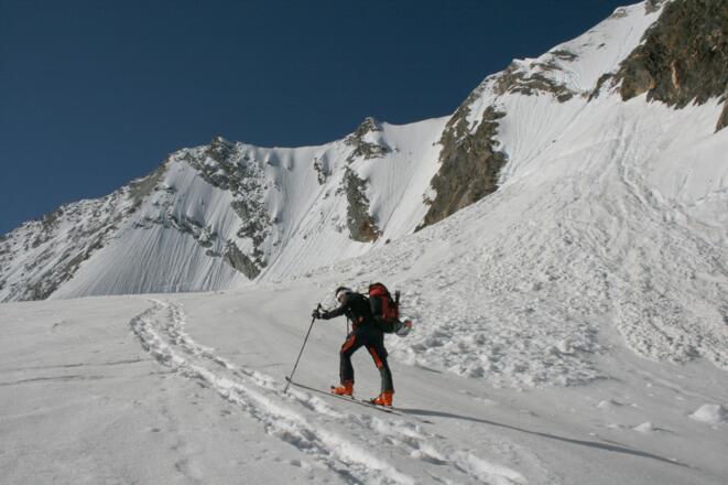 Am Schlegeiskees die letzten Anstiegsmeter zur Hochfeiler Nordwand.