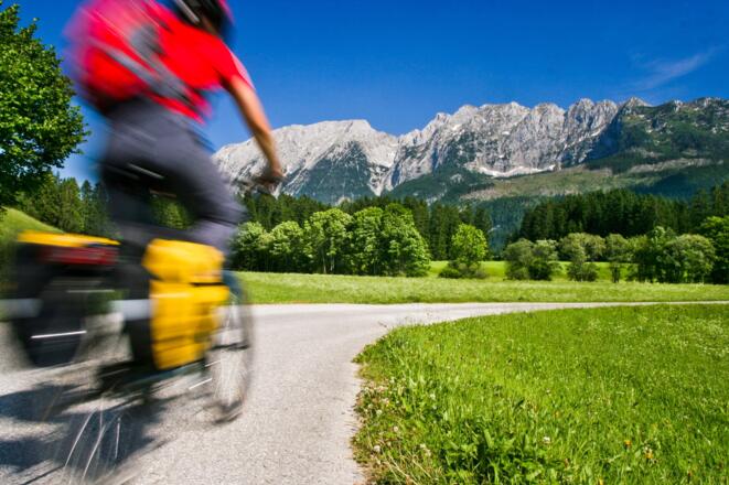 Flott geht es dahin im Ennstal