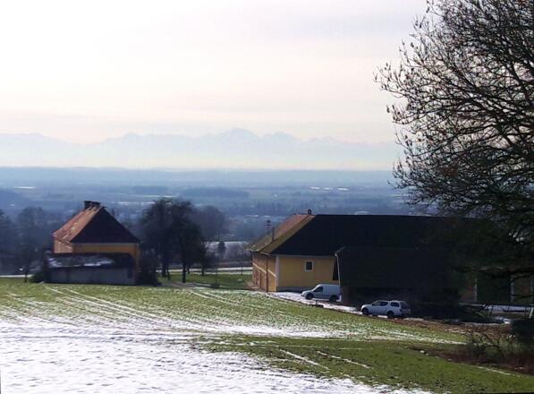 Hof ~385m, Gr.Priel im Hintergrund