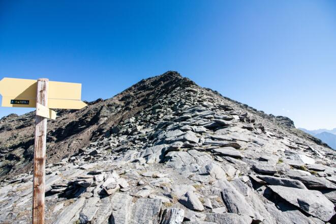 Blick von der Feilerscharte zum Gipfel des Fundusfeiler