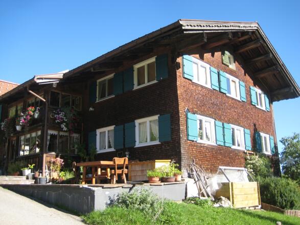 Es gibt noch sehr viele schöne alte Holzhäuser im Kleinwalsertal