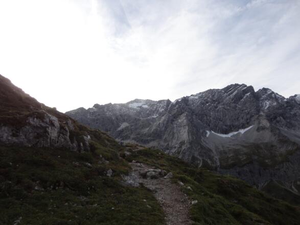 Blick beim Aufstieg auf die Braunarlspitze
