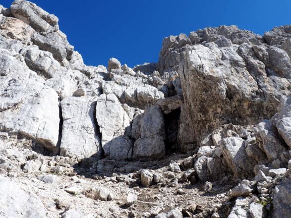 Einstieg ~2200m, Stahlseil orange markiert