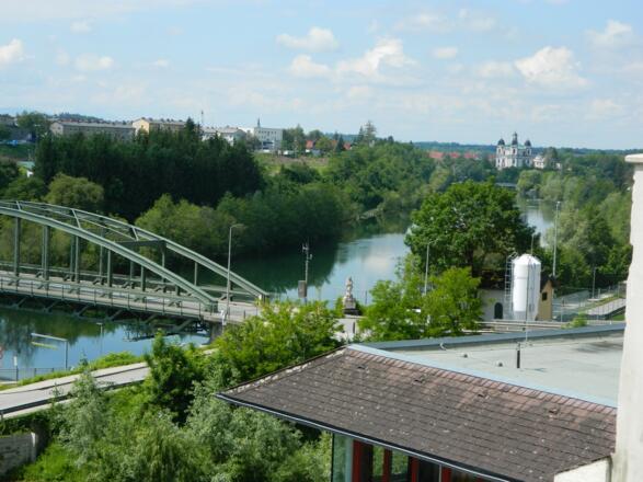 Blick von Lambach nach Stadl-Paura