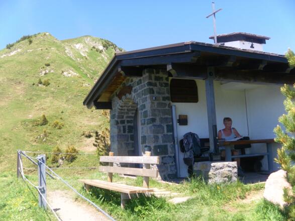 Hubertuskapelle im Sattel