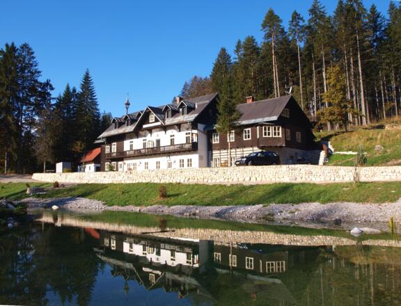 Pension Prielkreuz 580m am Rückweg.