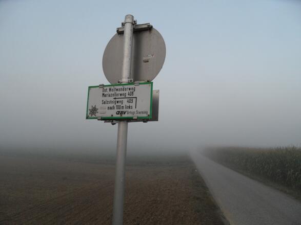 Eine Hinweistafel kurz außerhalb von St. Florian.