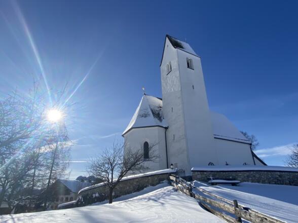 Steinkirchen (10 min fussläufig)