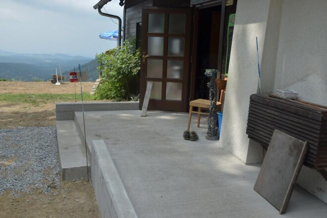 Behindertengerechte Rampe zur Gaststube 2018