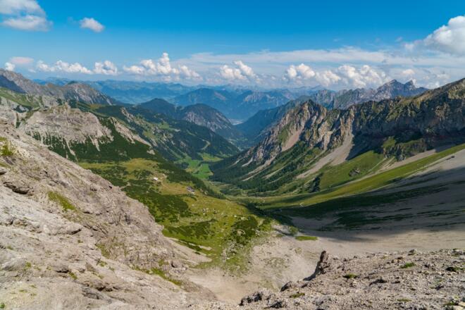 Blick zurück hinunter ins Zalimtal.