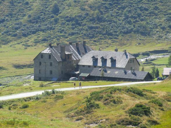 historische Knappenhäuser in Sportgastein