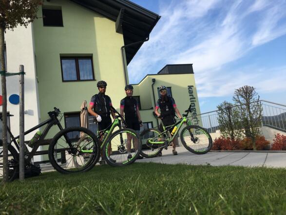 Geschafft! Das war ein langer Tag am Bike!