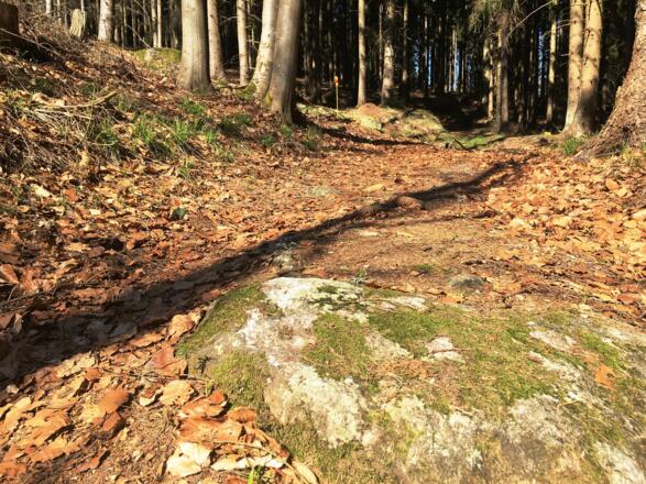 steiler Anstieg vor der Kappelle