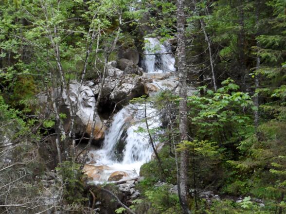 Kleiner Wasserfall