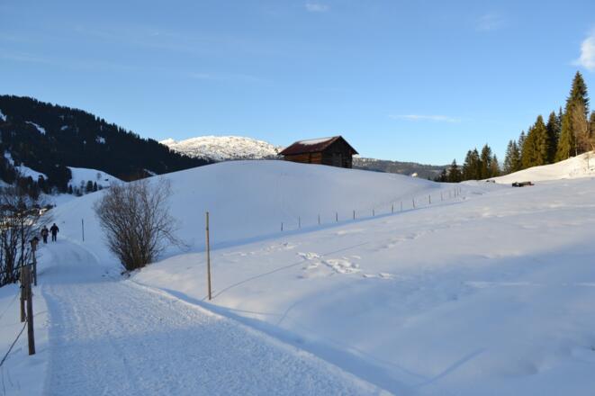 Vorbei am Energieplatz