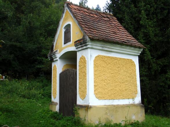 Kleine Kapelle ~290m nach dem Start