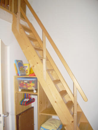 Kinderzimmer_Aufgang Schlafen Ferienhaus Maja