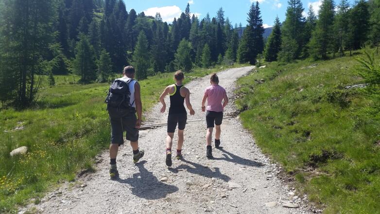 Der erste Teil ist Forstraße