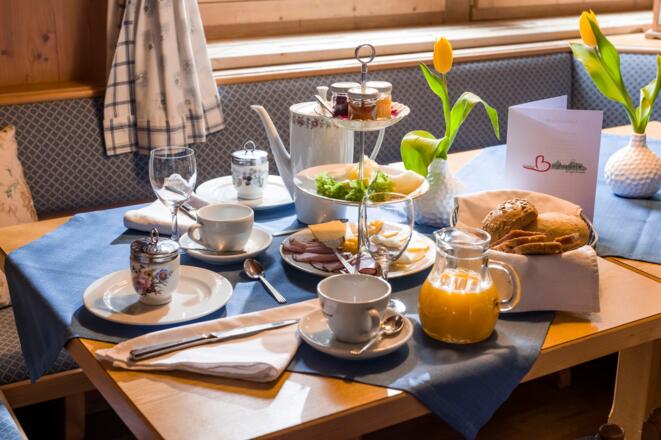 Frühstück im Berghupferl