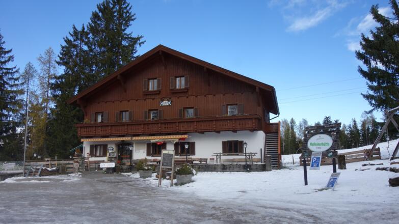 Halleinerhütte 1143m