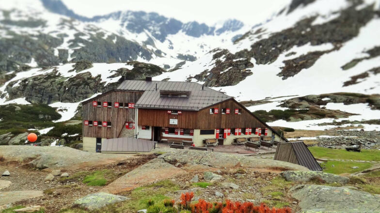 Sulzenauhütte