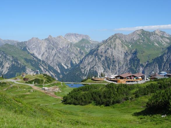 Start der Tour ist bei der Bergstation der Sonnenkopfbahn