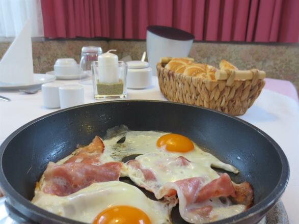 Spiegelei zum Fruehstueck