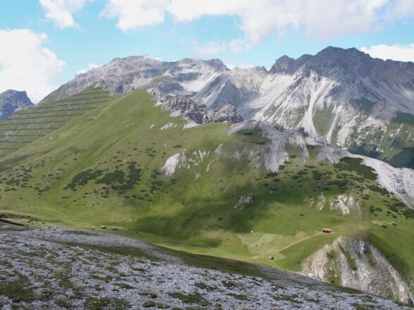 Blick in nördliche Richtung vom Gipfel