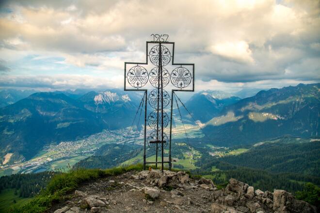 Gipfelkreuz auf der Mondspitze