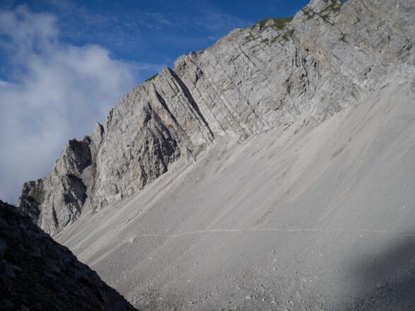Karwendelkalk oberhalb der Arzler Scharte