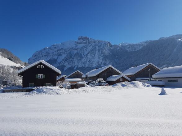 Blick auf Mellau und die Kanisfluh im Winter