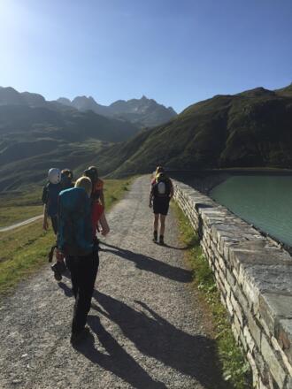 Start an der Staumauer