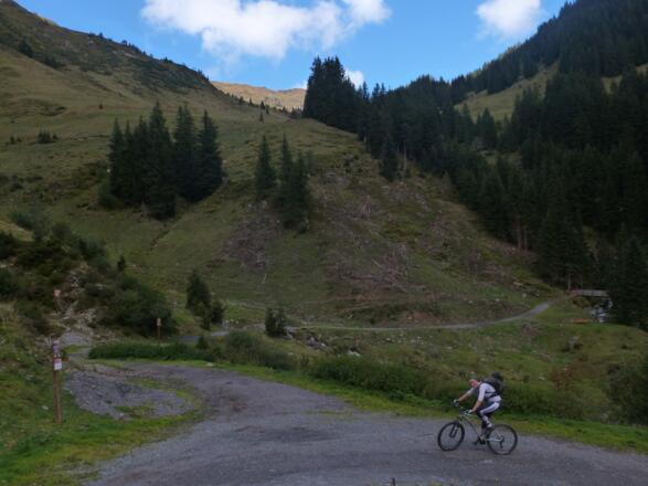 Die Kehre bei der Saalalm.