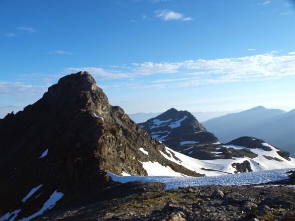 Blick vom Geier 2856 m zum Reckner 2886m und Sonnenspitz 2831m