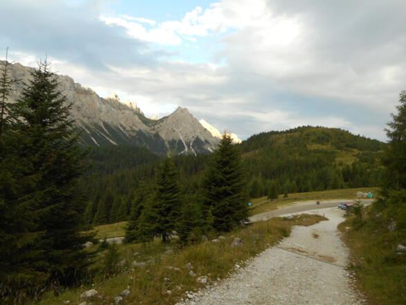 Salendo verso il rifugio P.F. Calvi