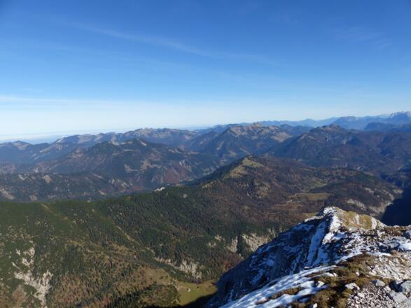 Blick nach Osten zu den Brandenberger Bergen.