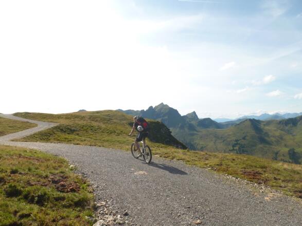 Aussichtsreiche Passage am Grat hinter dem Reichkendlkopf
