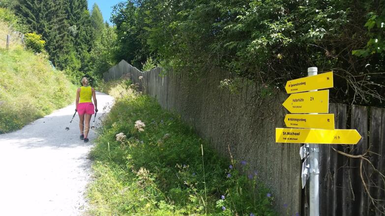 kurzer Weg über die Straße