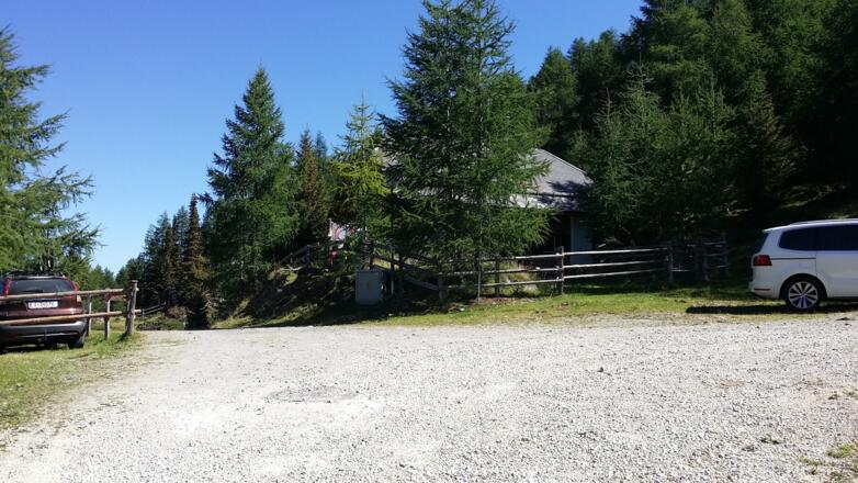 Gerade aus gehen,nicht links abbiegen