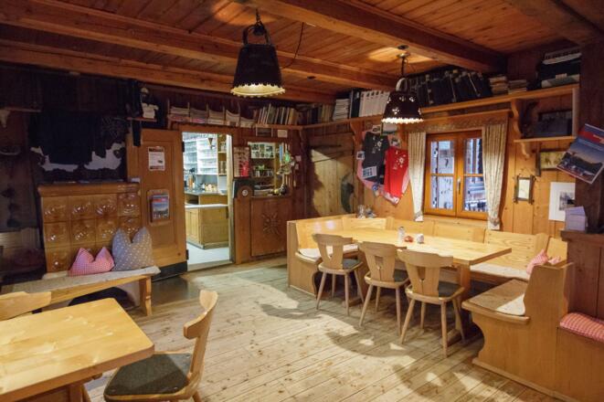 Gaststube von Barth Hütte