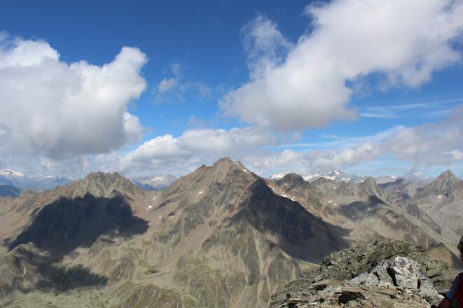 Hochschober im Hintergrund Großglockner